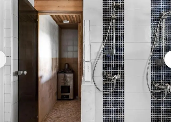 Rosegarden - Art&nature - Talo Luonnossa エスポー