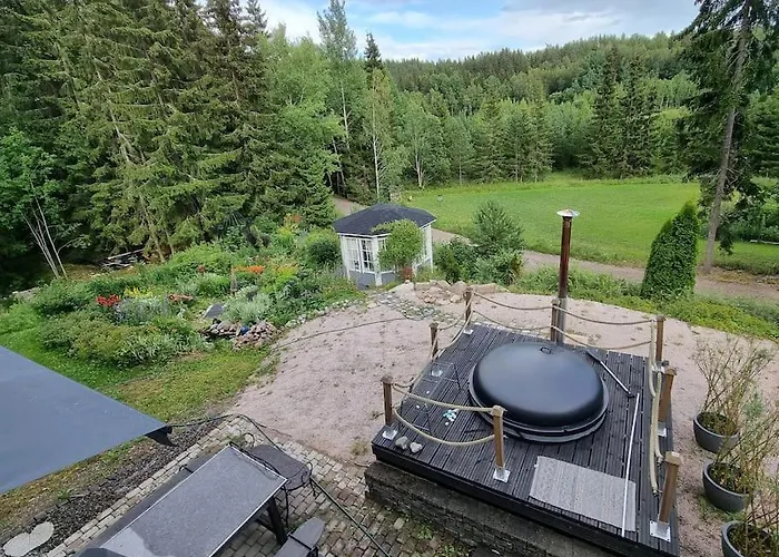 Rosegarden - Art&nature - Talo Luonnossa エスポー