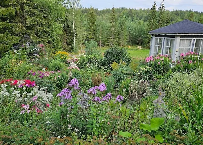 Rosegarden - Art&nature - Talo Luonnossa ホームステイ