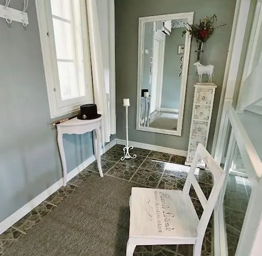 Rosegarden - Art&nature - Talo Luonnossa ホームステイ